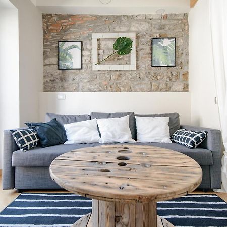 Gem Of The Lake - Luxury Apartment Como Old Town Esterno foto